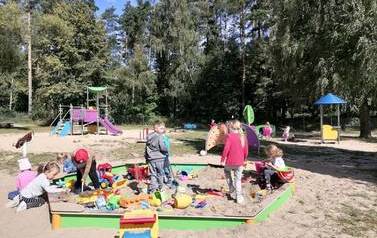 W przedszkolu miło płynie czas 8