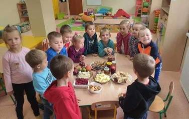 owoce i warzywa-przetwory ,owocowe szaszłyki 1