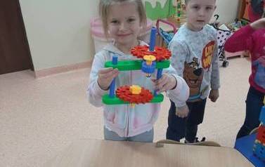 Konstruktorzy 9