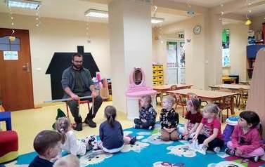 Wizyta Leśnika u Krasnoludk&oacute;w 1