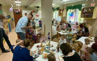 JekMbuwR
