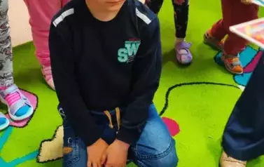a1lnQ1N7