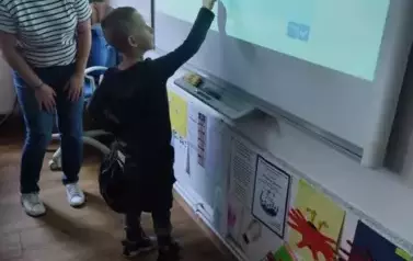 8gXW_ZW1
