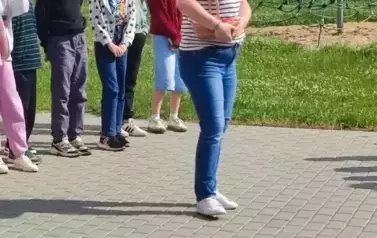 1JrRFfVa