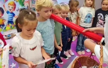 VzsjaudB