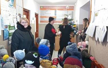 kartki świąteczne dla pracownik&oacute;w Urzędu Gminy oraz właścicieli sklepu Lewiatan 5