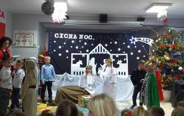 Spotkanie wigilijne dla przedszkolak&oacute;w  5