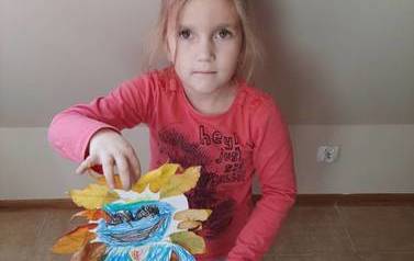 "Dzieci mają wychodne"- zajęcia plastyczne  12