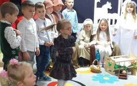 Spotkanie wigilijne dla przedszkolak&oacute;w  4