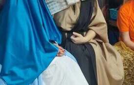 Al7e7HbK