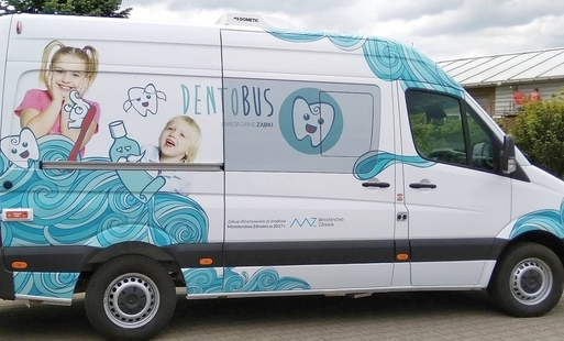 Zdjęcie do Wizyta Dentobusa w przedszkolu
